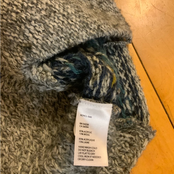 Royal Robbins Gray and Blue Patterned Cardigan - Picture 5 of 7